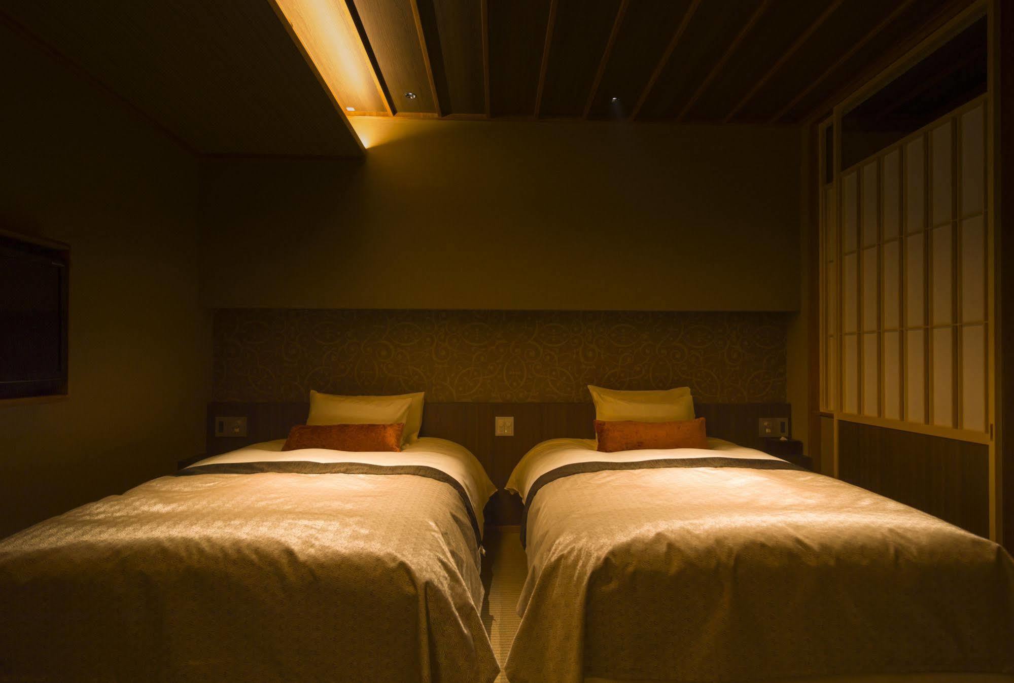 Hotel Fujisan Onsen Bessho Sasa à Fujiyoshida Extérieur photo