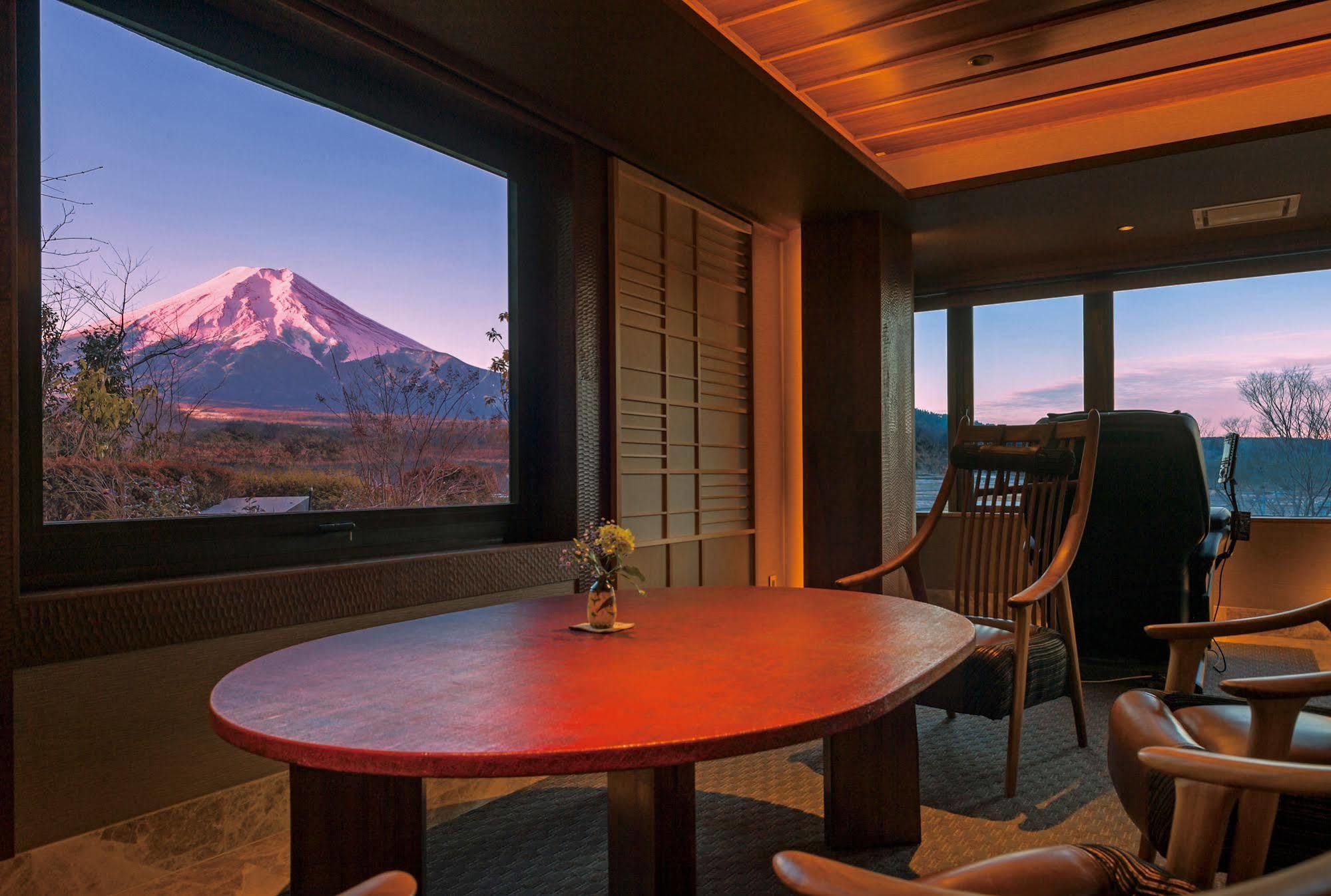 Hotel Fujisan Onsen Bessho Sasa à Fujiyoshida Extérieur photo