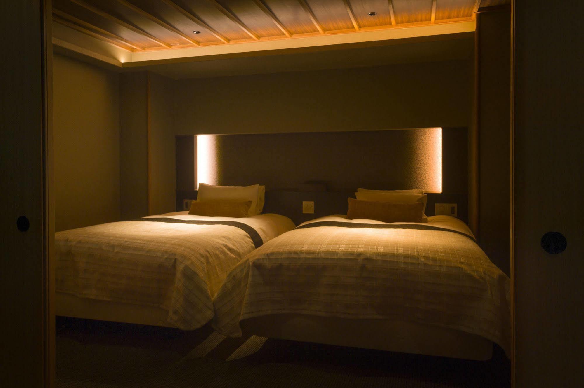 Hotel Fujisan Onsen Bessho Sasa à Fujiyoshida Extérieur photo