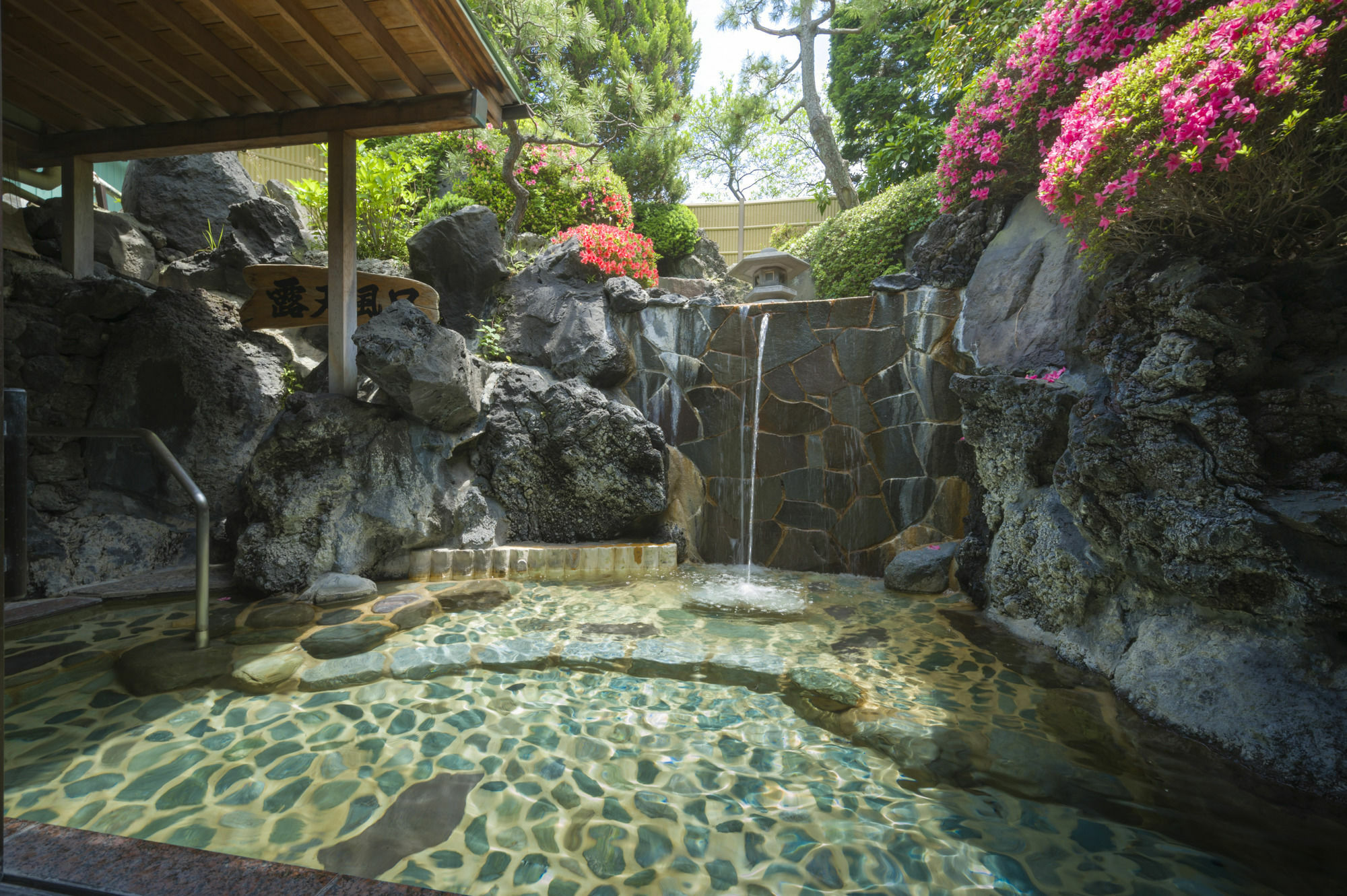 Hotel Fujisan Onsen Bessho Sasa à Fujiyoshida Extérieur photo